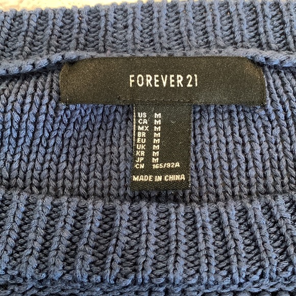 💥3 for $10💥 Forever 21 Sweater - Picture 5 of 5